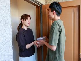 アパートの隣に住むムッチリすけべな五十路妻　久宝ななえ　サンプル画像05